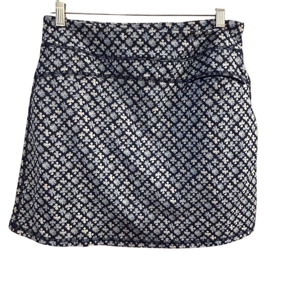 Lands' End Women's Floral Skort Blue Size M Built-in Shorts Casual Golf - Picture 3 of 10